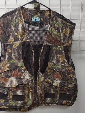 MASTER SPORTSMAN  2X Camo Hunting Vest with Mesh Panels
